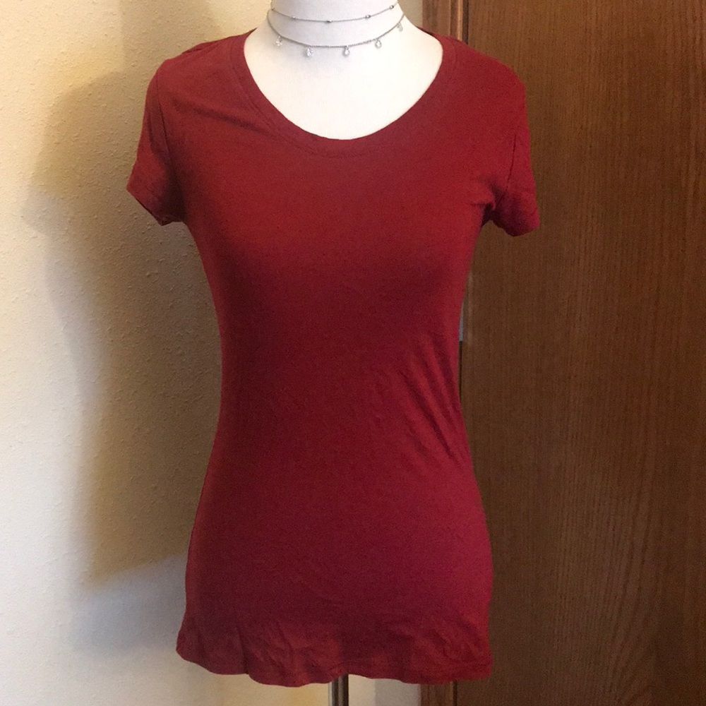 No Boundaries Maroon Tee Shirt Size Small